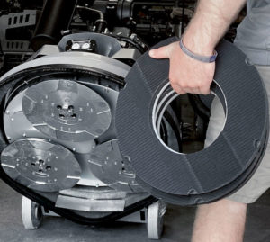 L30GE grinder with velcro plates